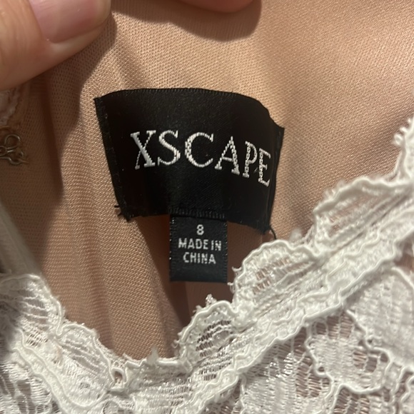 Xscape formal lace dress size 8 - Picture 3 of 6